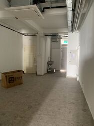Rowell Road (D8), Retail #563772681